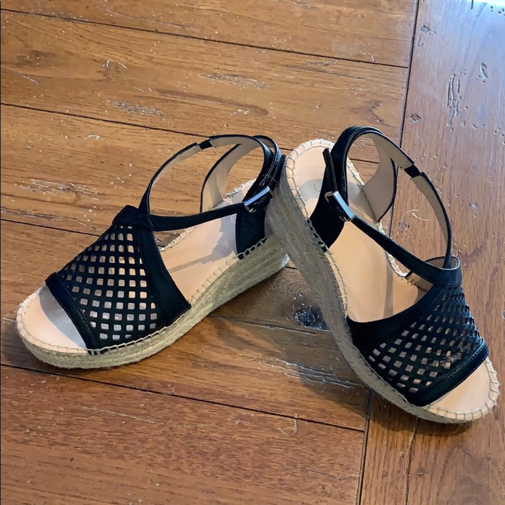 Franco Sarto Sandals size 7 Like new!!